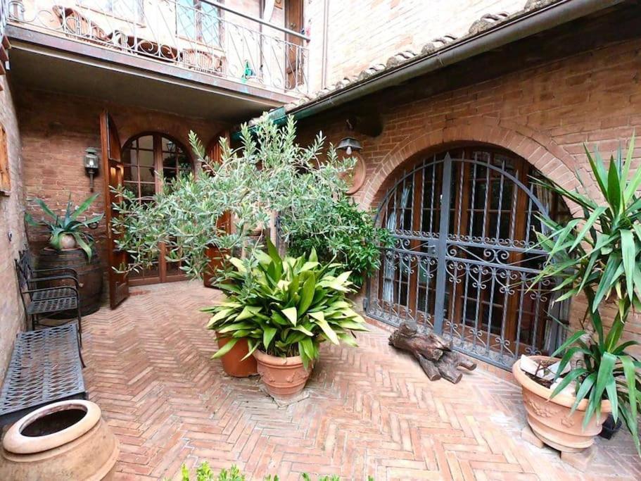 فيلا Casa Lazzaro Al Centro Di سيينا المظهر الخارجي الصورة
