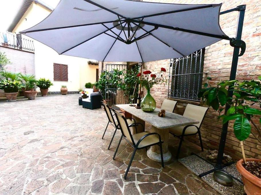 فيلا Casa Lazzaro Al Centro Di سيينا المظهر الخارجي الصورة